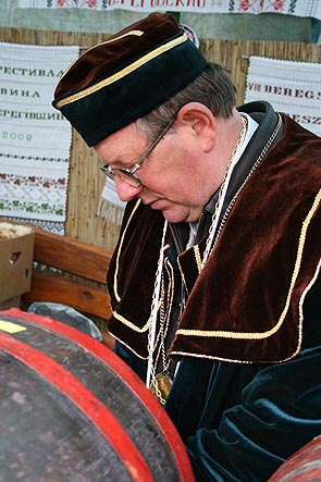 Фестиваль Біле вино в Берегові